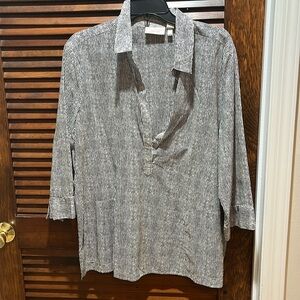 Chico’s 3 100% cotton 3/4 sleeve top in black and off white